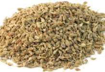 If You Have More Than 35 And You Have Wrinkles, Rub It On Your Skin And Your Wrinkles Are Going To Disappear Like Magic