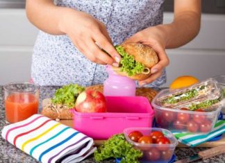 Combining foods to ease weight loss