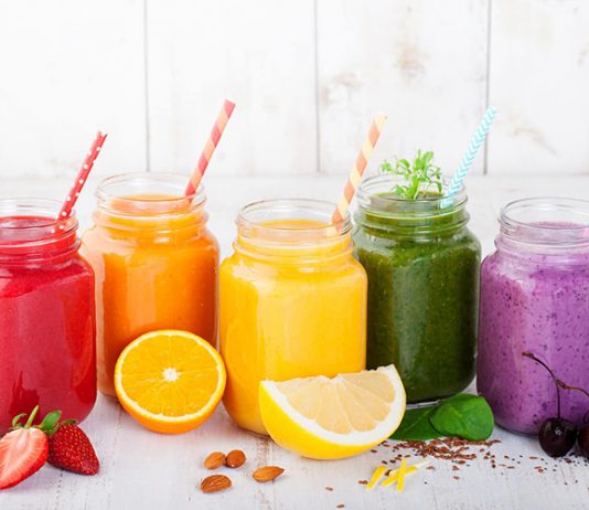 Fresh fruits and vegetables juices